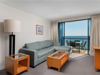 2 Bedroom Apartment - Mantra Mooloolaba Beach